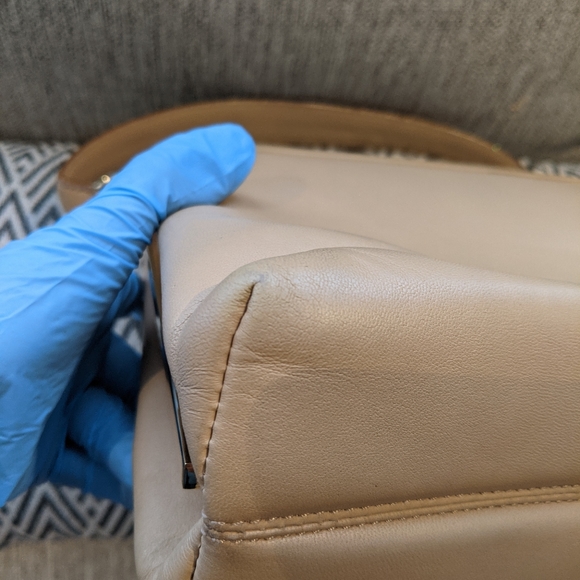 Salvatore Ferragamo Handbag / Body Bag - Picture 7 of 16